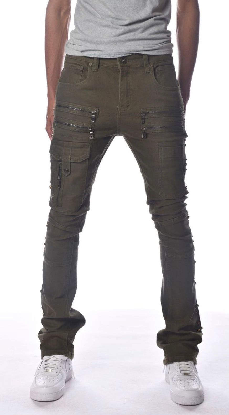 GUNZINII STACKED FLARE JEANS OLIVE W/STUDS